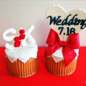 Wedding cupcake