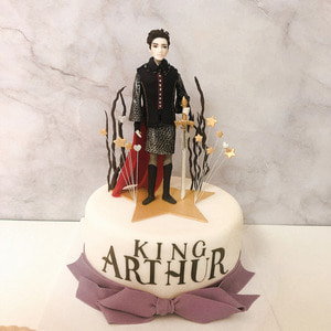 Musical King Auther Cake